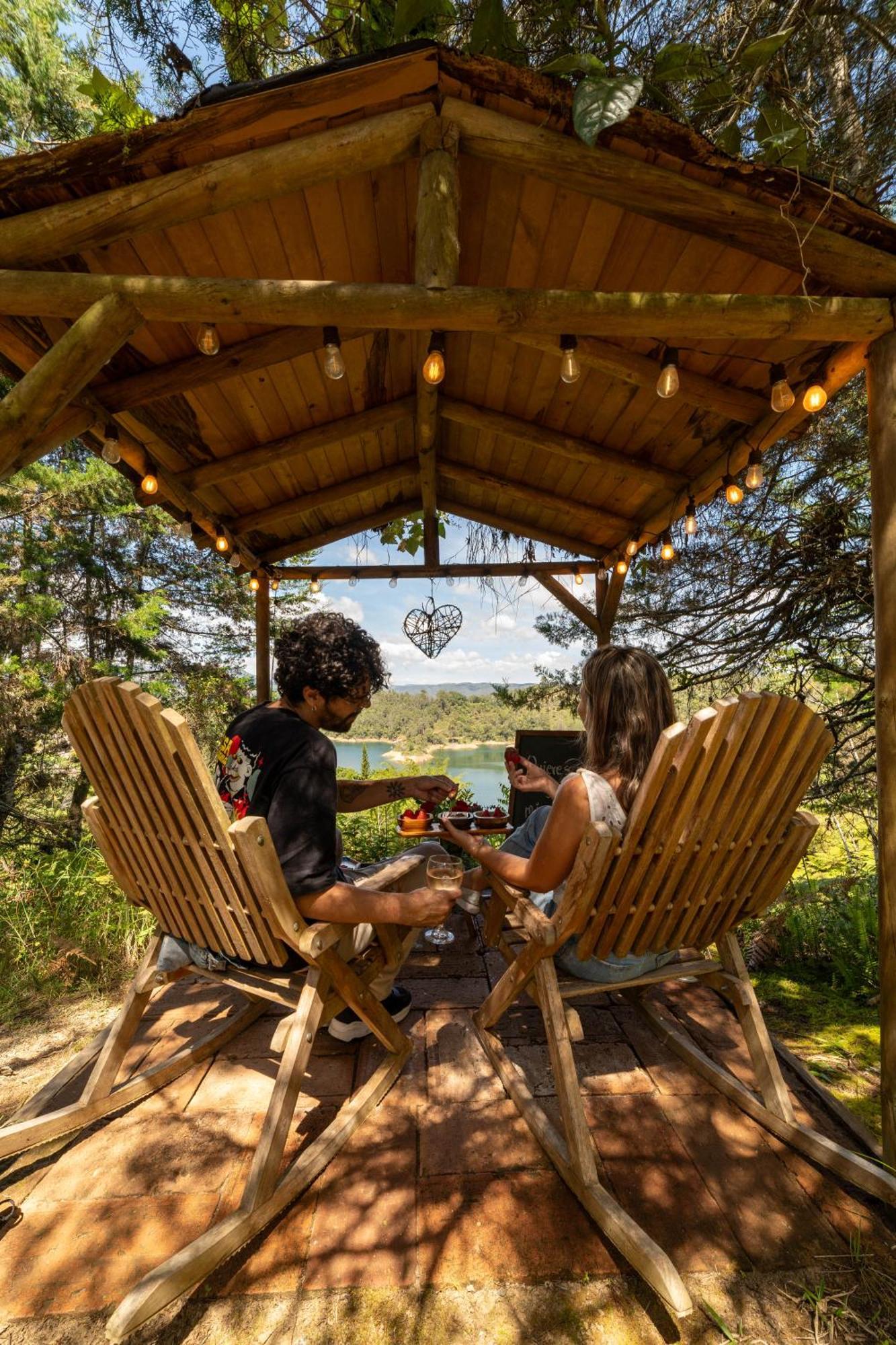 Levit Glamping - Hotel Guatape Penol (Adults Only) Екстер'єр фото