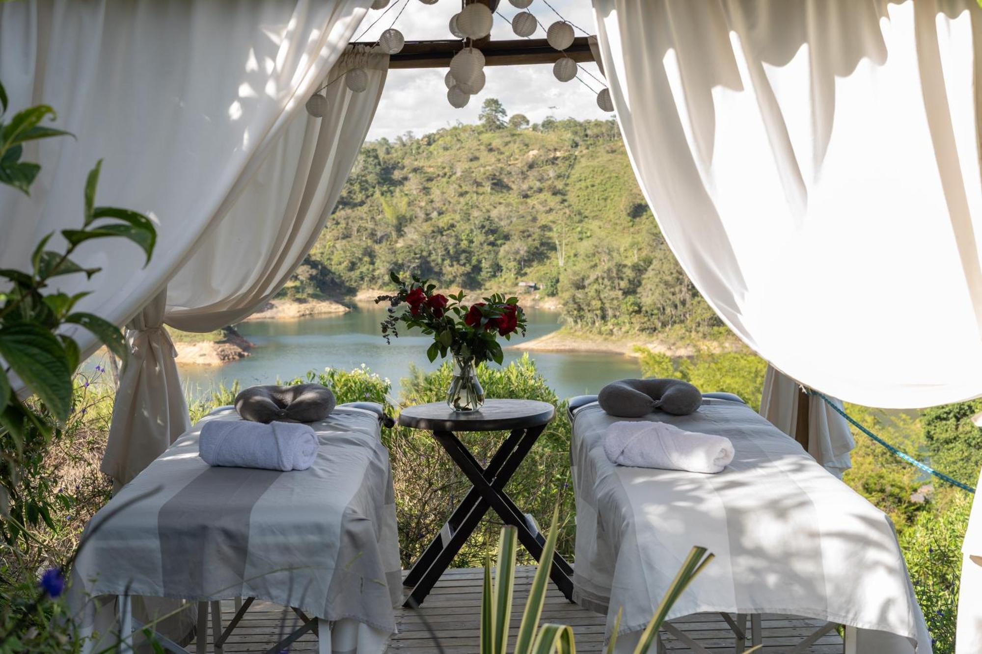 Levit Glamping - Hotel Guatape Penol (Adults Only) Екстер'єр фото